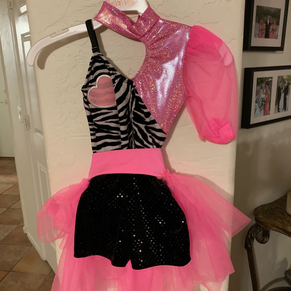 Dance costume 2 piece